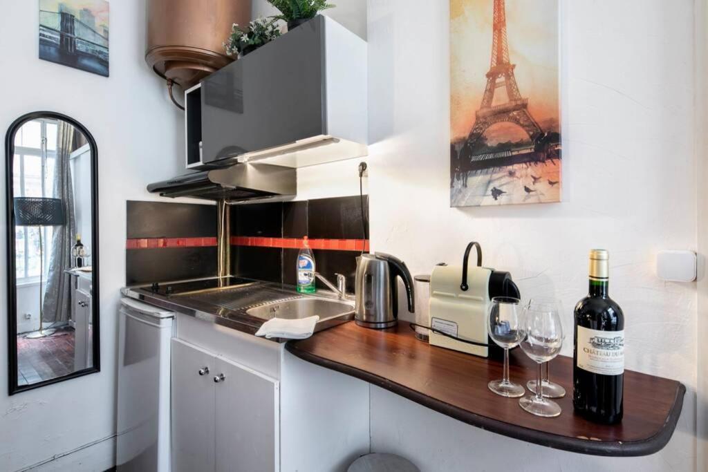 Two Beautiful Studios - Bastille- 4 Pers ปารีส ภายนอก รูปภาพ